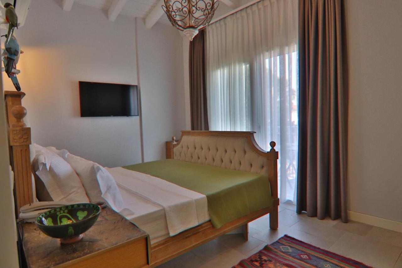 Alacaat Otel 阿拉恰特 外观 照片